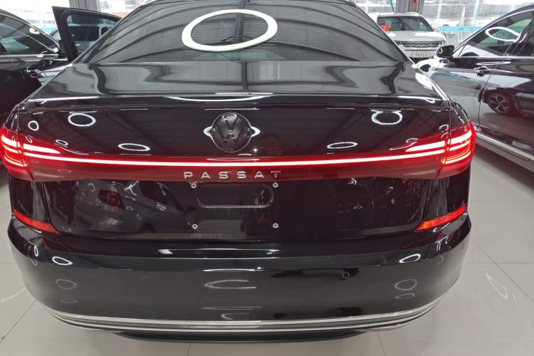 Used Volkswagen Passat 2023 Restyled 330TSI Starry Luxury Edition
