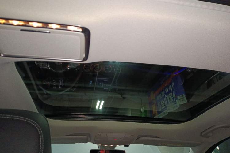 Used Mercedes-Benz E-Class 2019 E 300 L Sporty and Stylish Model