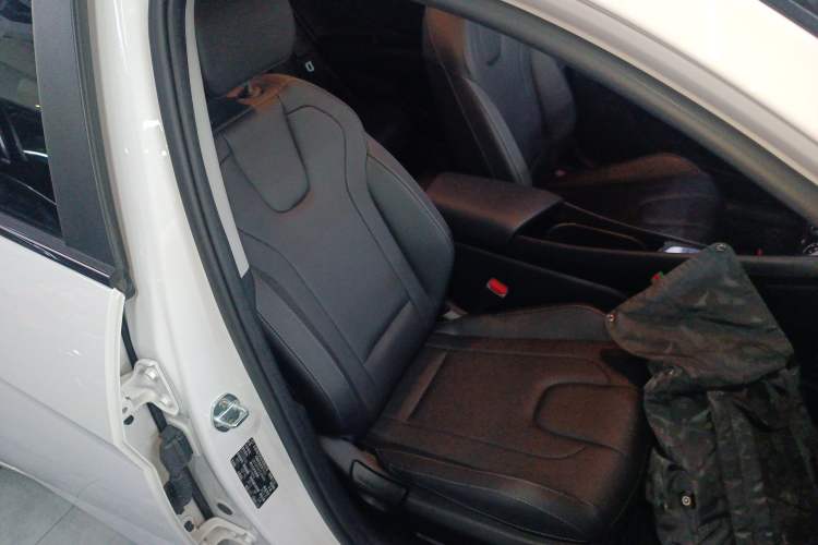 Used Hyundai Elantra 2023 1.5L CVT GLX Elite Edition