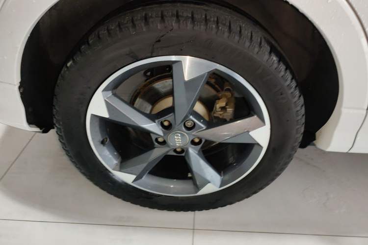 Used Audi Q3 2021 35 TFSI Fashion Dynamic Model