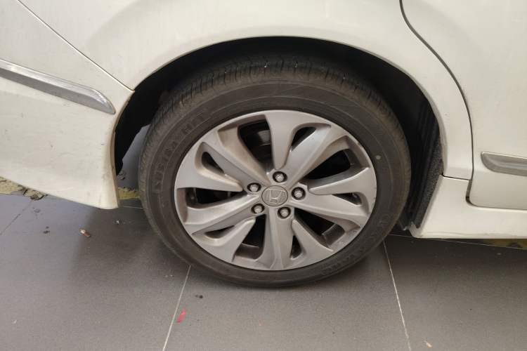 Used Honda Jade 2017 1.8L automatic Comfort version 5 seats
