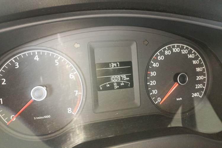 Used Volkswagen Sagitar 2014 Revised Version 1.6L Automatic Comfort Edition