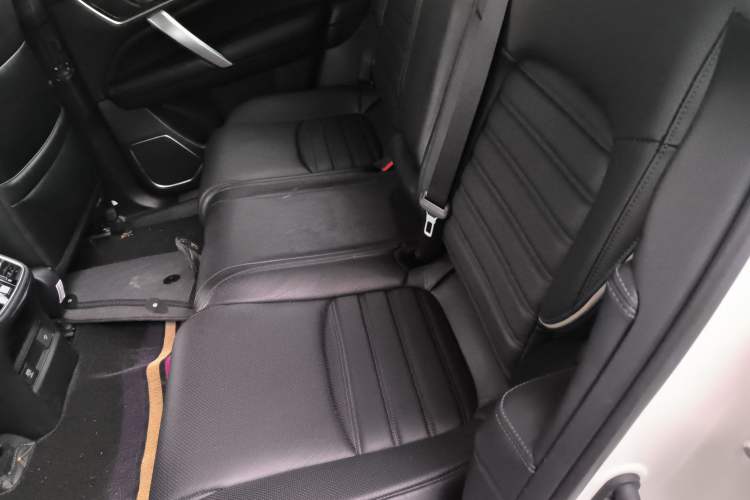 Used Honda UR-V 2017 240TURBO Two-Wheel Drive Luxury Edition China V