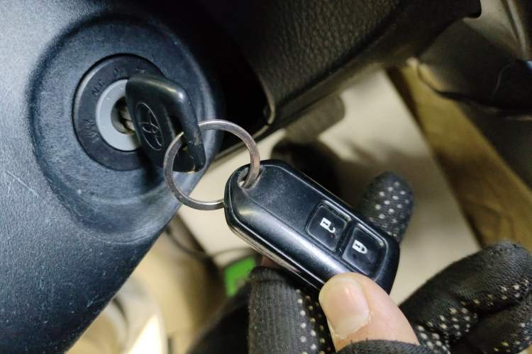 Used Toyota YARiS L 2016 Revised 1.5E CVT Charming Edition
