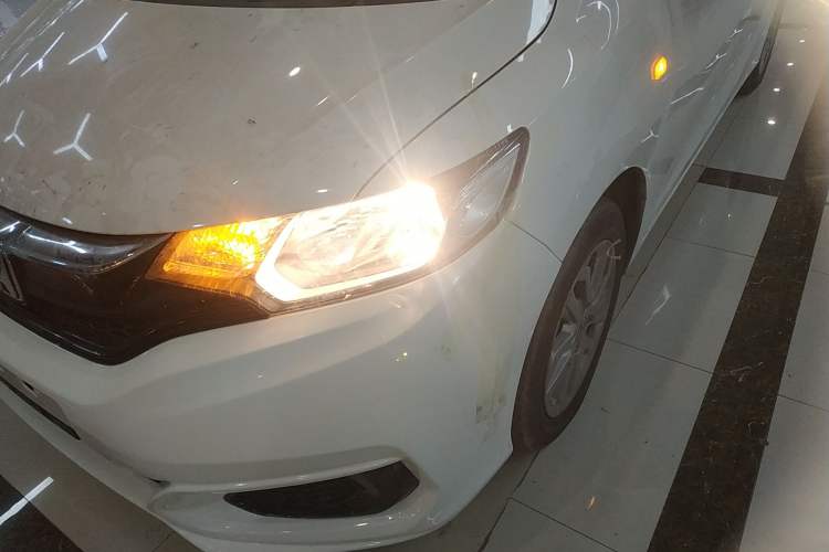 Used Honda Fit 2020 1.5L CVT Comfort Sunroof Version
