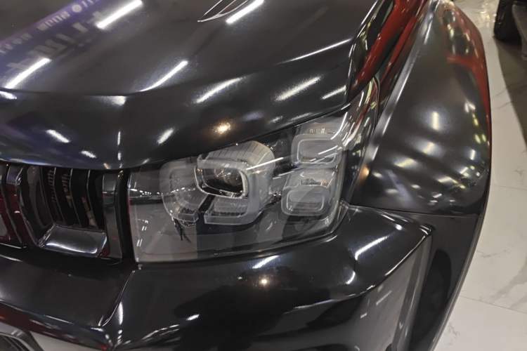 Used BAIC Off-Road BJ40 2021 2.0D Automatic Four-Wheel Drive Blade Hero Edition Pioneer Model