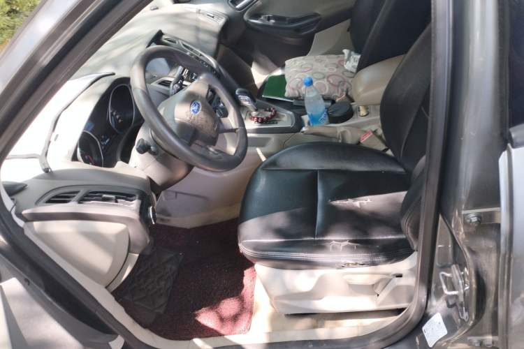 Used Ford Focus 2012 Sedan 1.6L Automatic Comfort Model