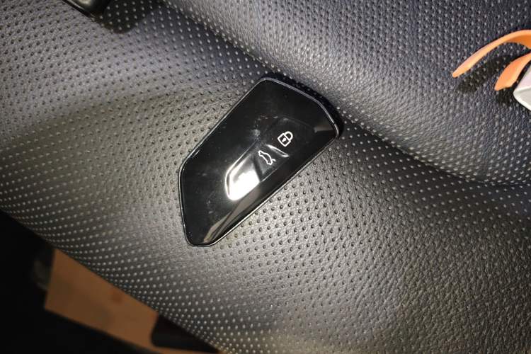 Used Volkswagen Talagon 2023 Facelift 380TSI All-Wheel-Drive Luxury Jiajing Pro 6-Seater
