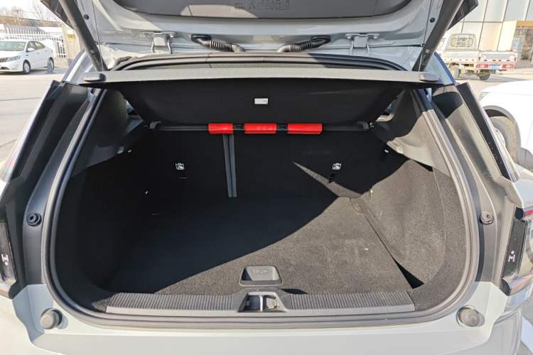 Used Volvo EX30 2025 Rear-Drive Long-Range Version Ultra
