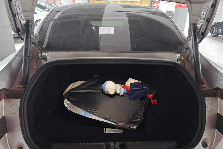 Used XPeng P7 2023 P7i 702 Pro