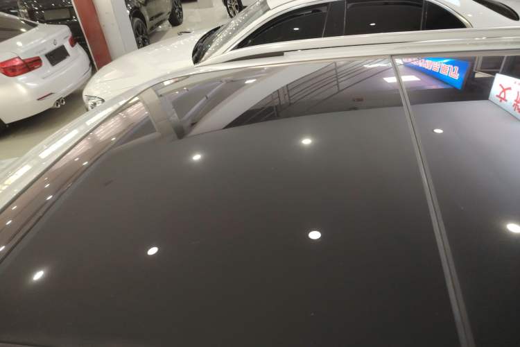 Used Volkswagen Tiguan L 2023 330TSI Automatic Two-Wheel Drive R-Line Enjoyment Edition
