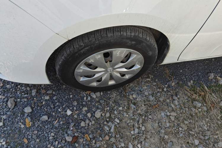 Used Toyota YARiS L 2019 1.5E CVT Dynamic Edition China VI compliant
