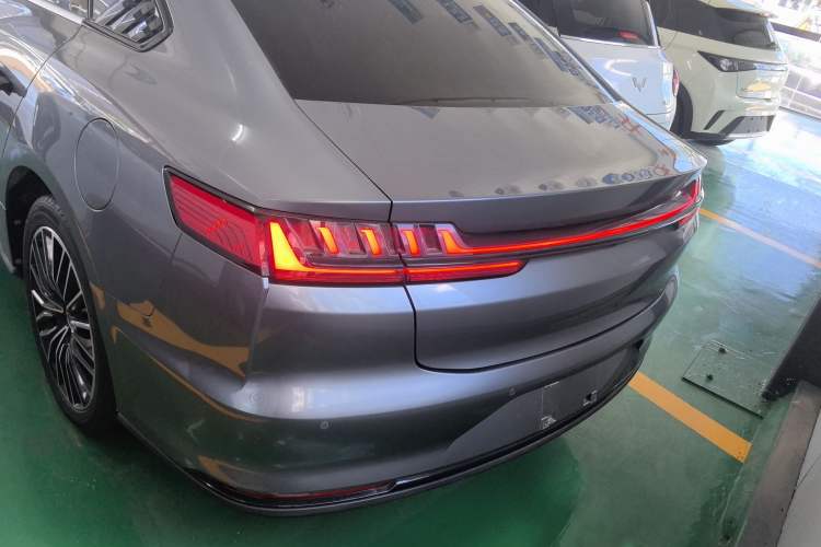 Used BYD Han 2020 DM Four-Wheel Drive Performance Edition Prestige Model
