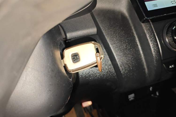 Used Honda Fit 2016 1.5L LXS CVT Comfort Sunroof Version
