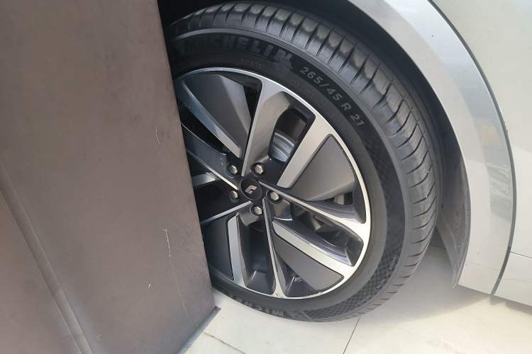 Used Li Auto L8 2023 Max model
