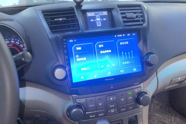 Used Toyota Highlander 2012 2.7L Two-Wheel Drive 7-Seater Luxury Edition
