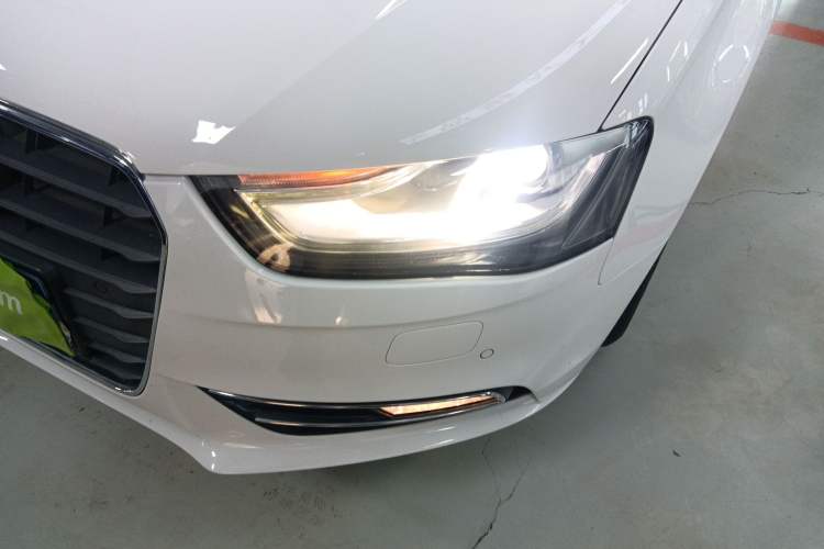 Used Audi A4L 2015 35 TFSI Automatic Comfort Model
