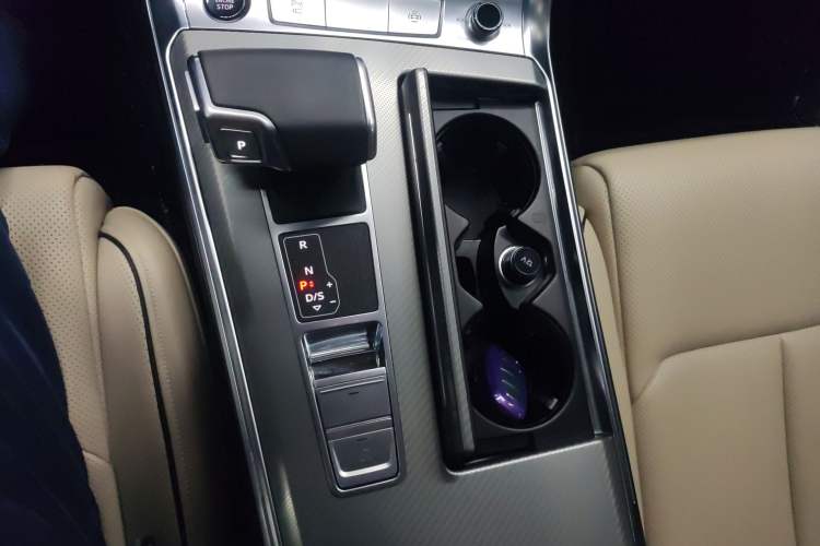 Used Audi A6L 2023 Revised 45 TFSI Prestige Elegant Edition
