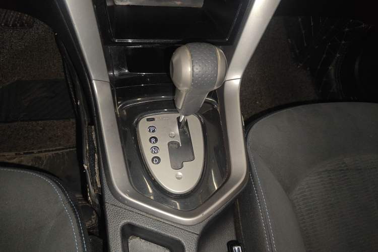 Used Venucia T70 2016 2.0L CVT Smart Choice Edition
