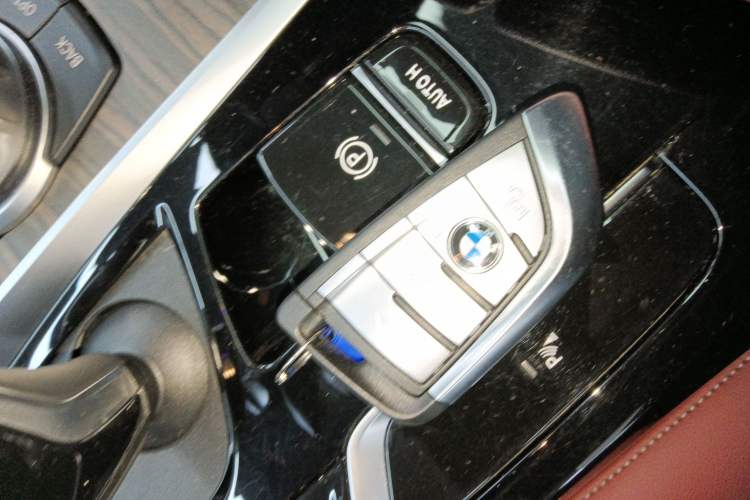 Used BMW 5 Series 2022 Restyled 530Li Leading Edition M Sport Package
