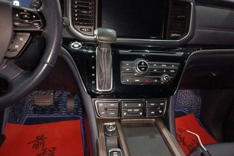 Used GAC Trumpchi M8 2018 320T Luxury Edition
