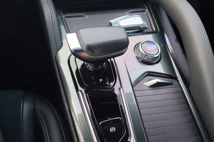 Used Geely Auto Monjaro L 2021 2.0TD DCT EVO Two-Wheel Drive Smart Luxury Version