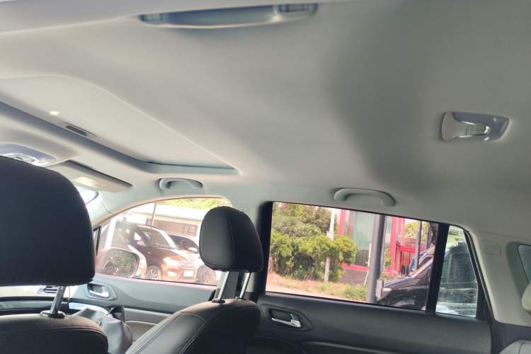 Used GAC Trumpchi GS4 2017 235T Automatic Two-Wheel Drive Luxury Smart Connectivity Version
