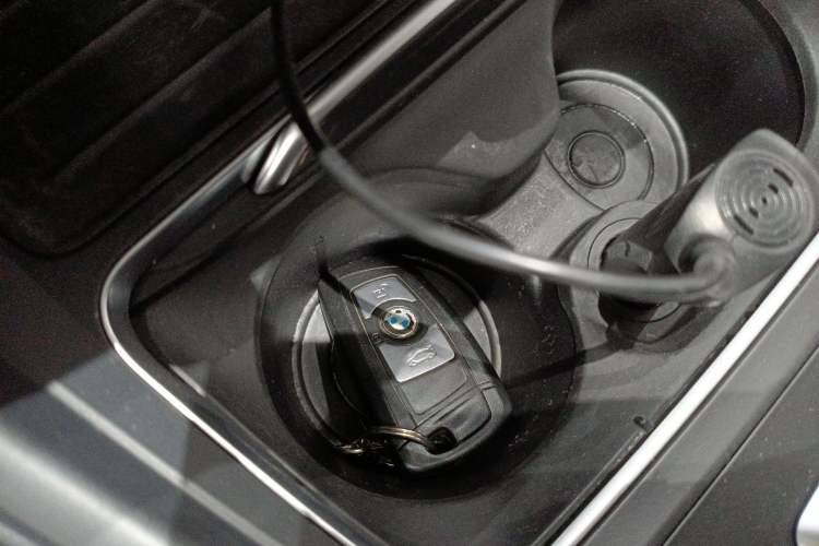 Used BMW 3 Series 2016 320i Fashion Model
