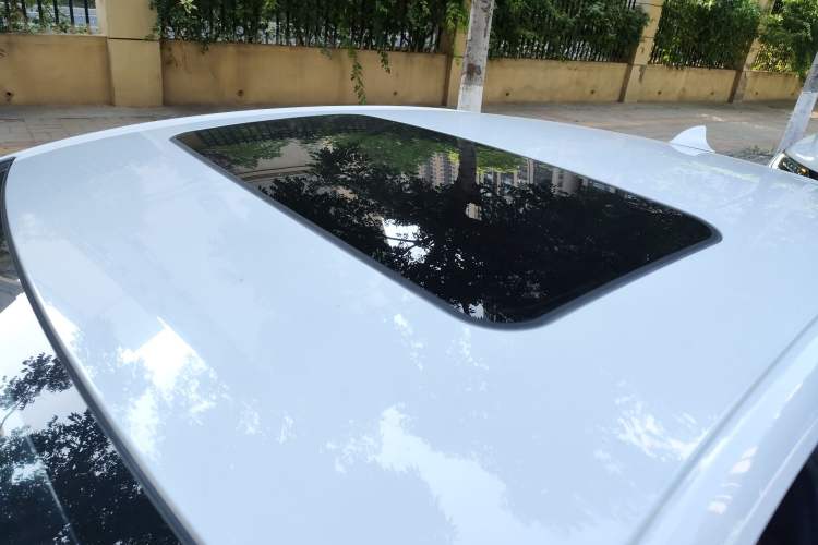 Used Chevrolet Cruze 2017 1.5L Automatic Pioneer Sunroof Edition
