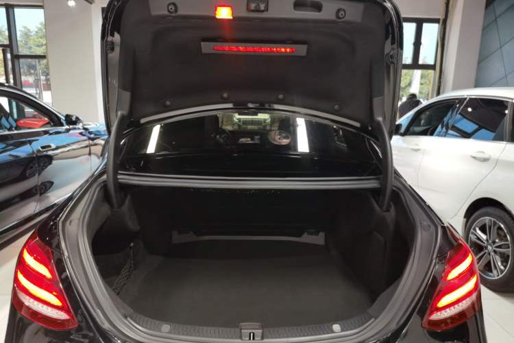 Used Mercedes-Benz E-Class 2018 E 300 L Stylish Model
