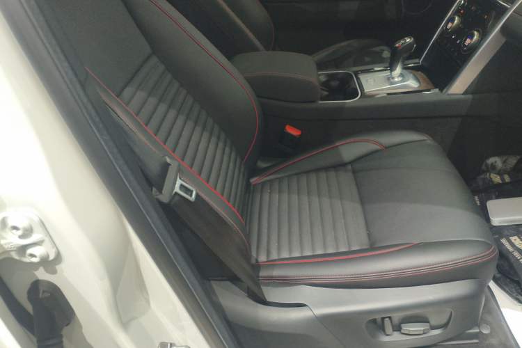 Used Land Rover Discovery Sport 2022 249 PS R-Dynamic S Performance Edition 5 Seats
