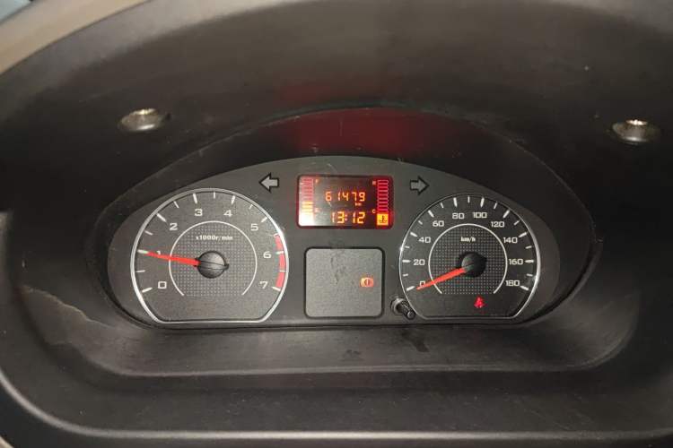 Used Wuling Rongguang V 2016 1.2L Practical Model Non-Power-Assisted