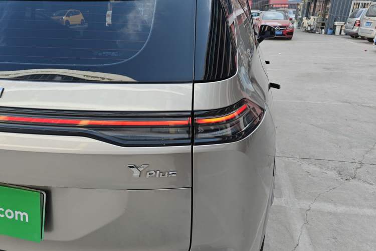 Used AION Y 2023 Plus 510 Tech Edition
