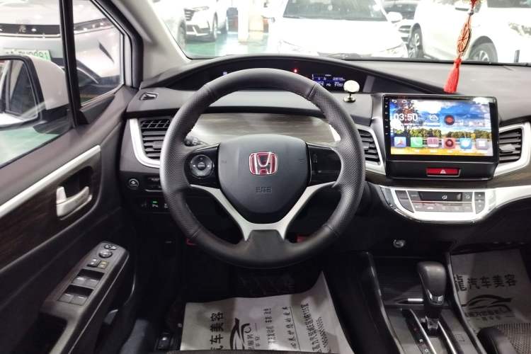 Used Honda Jade 2017 1.8L automatic Comfort version 5 seats
