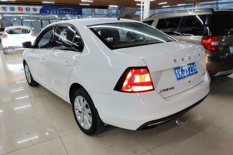 Used Skoda Rapid 2019 1.5L Automatic Comfort Edition China VI Standard
