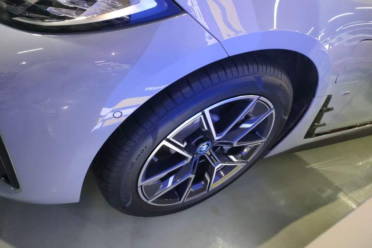 Used BMW i4 2023 eDrive40