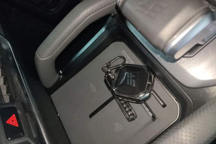 Used JETOUR Traveler 2023 2.0T All-Wheel Drive CrossPRO+
