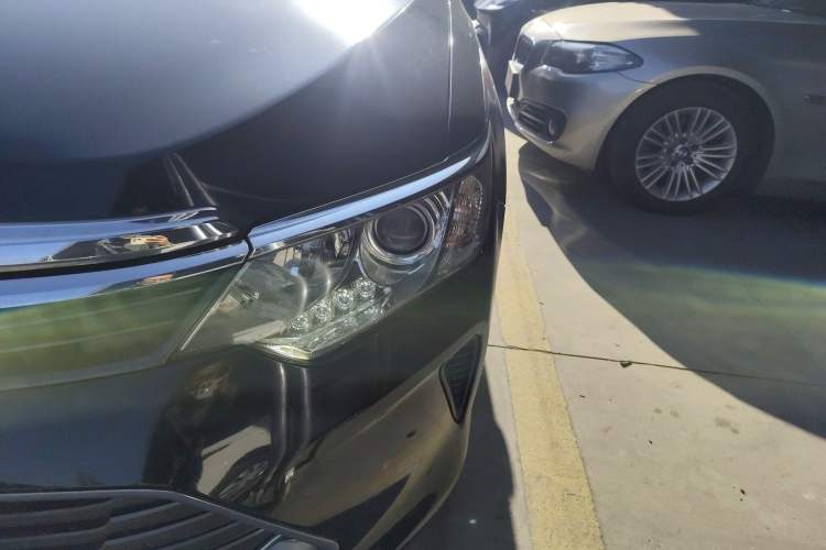 Used Toyota Camry 2015 2.0G Premier Edition
