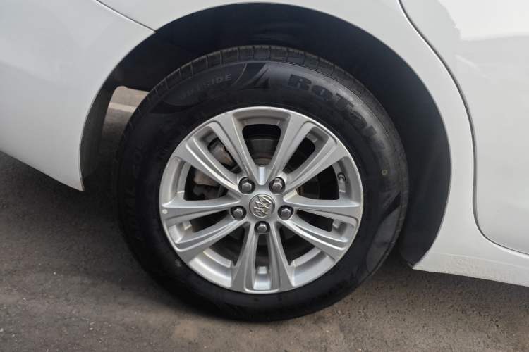 Used Buick GT 2015 15N Automatic Entry-Level Trim
