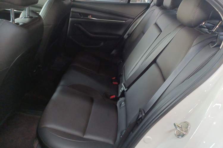 Used Mazda Mazda 3 Axela 2023 2.0L Automatic Zhiyao Edition
