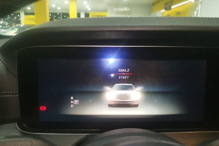 Used Mercedes-Benz E-Class 2019 Restyled E 300 L Sporty and Stylish Edition
