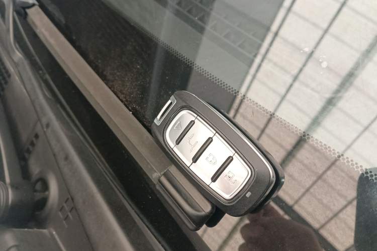 Used Haval M6 2021 PLUS 1.5T DCT Elite Smart Connectivity Model
