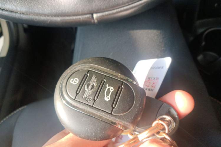 Used  MINI 2016 1.2T ONE Pioneer Edition