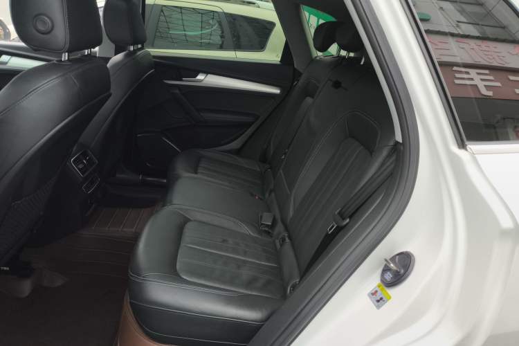 Used Audi Q5L 2020 Updated 40 TFSI Prestige Fashion Edition
