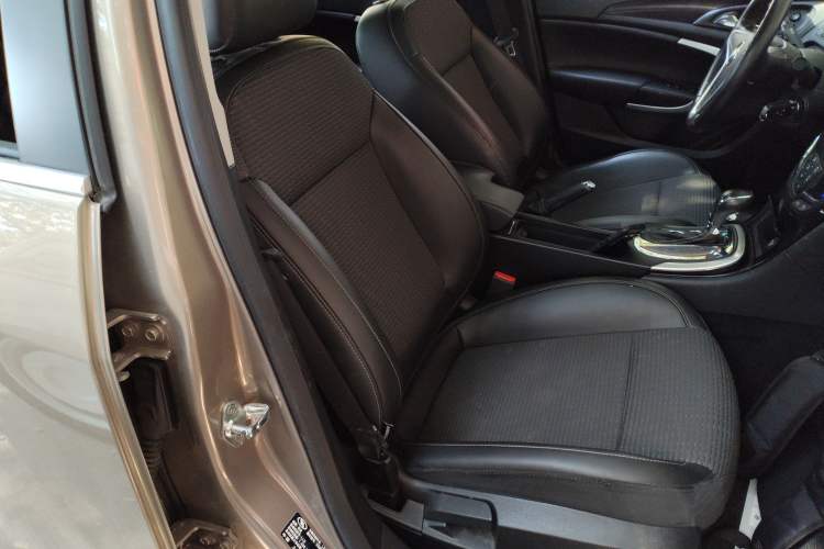 Used Buick Regal 2015 1.6T Leading Technology Model
