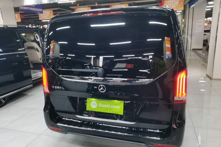 Used Mercedes-Benz V-Class 2022 V 260 L Long-wheelbase Luxury Edition
