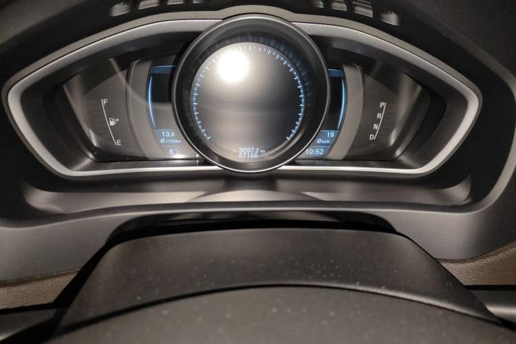 Used Volvo V40 2013 T5 Prestige Edition