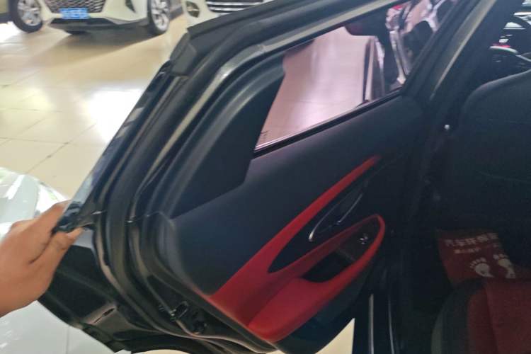 Used Changan UNI-T 2020 1.5T Prestige Version
