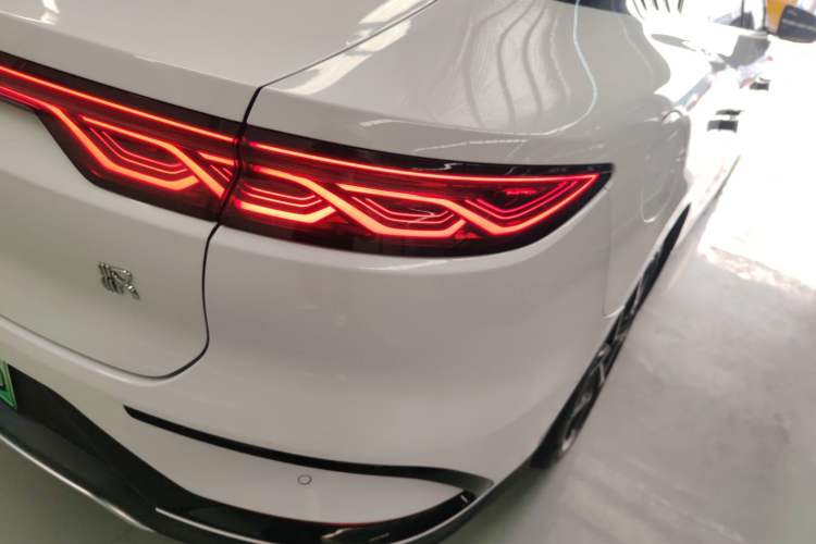 Used BYD Han 2023 EV Champion Edition 715 km Front-Drive Flagship Model
