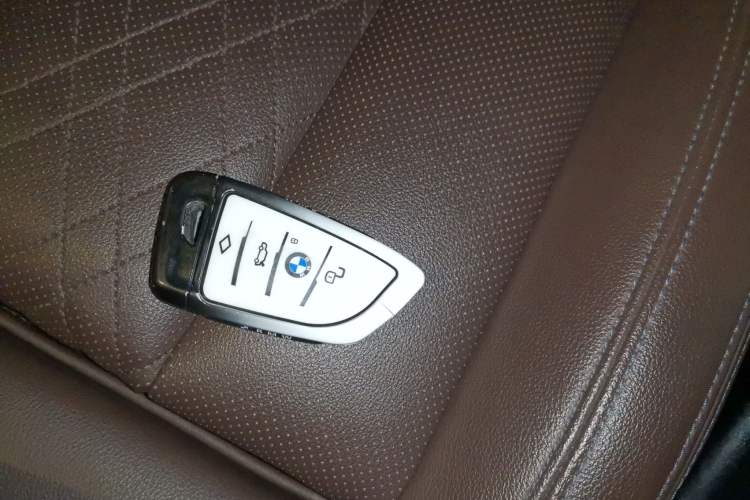 TDK.VehicleDetails.img